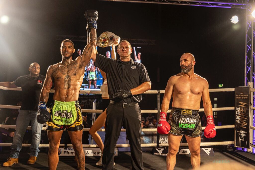 Reon Wong European Pro K-1 title fight 4