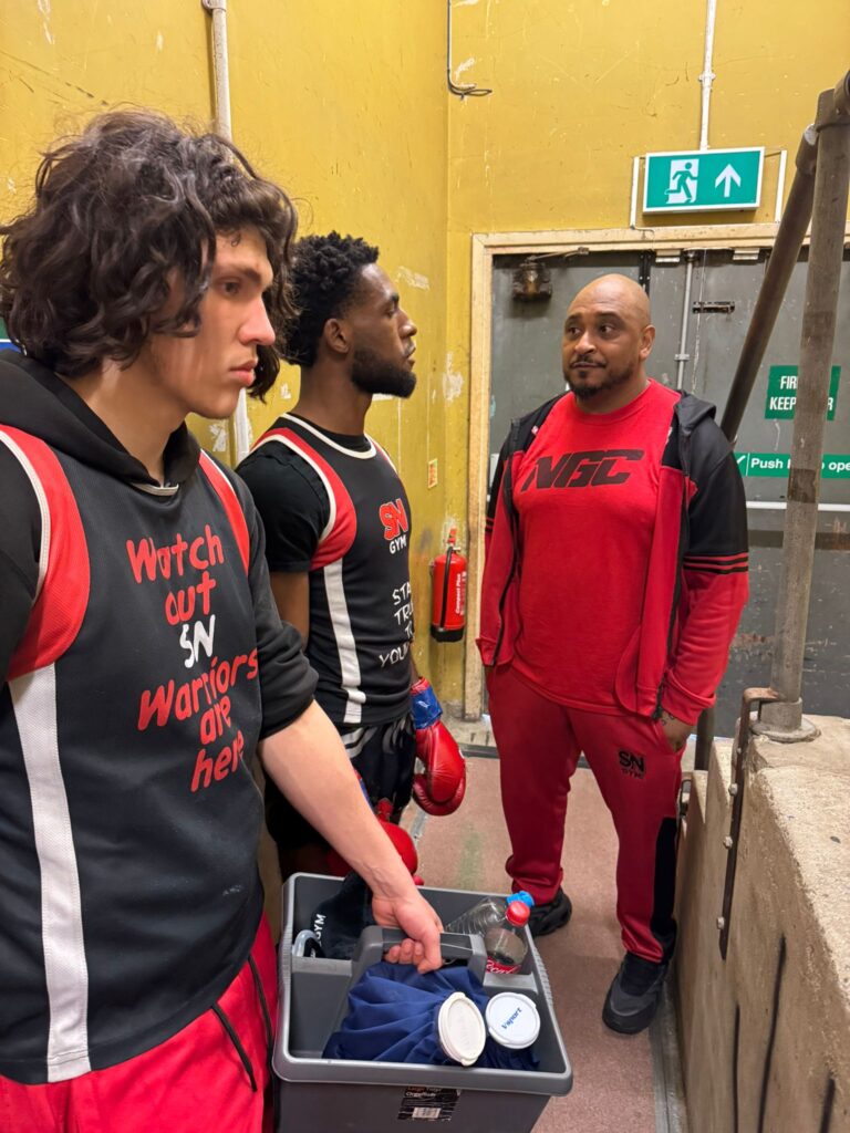 Nathan Lewis ready to walk to the ring with team mate and headcoach Khru Sam Nankani